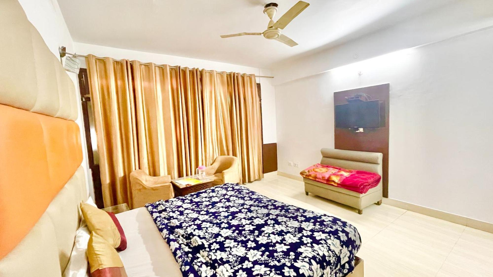 Near Sea R-b-i ! Puri, Fully Air Conditioned With Lift And Wifi And Parking ,upi Payment Accepted ,newly Constructded ,prime Location In